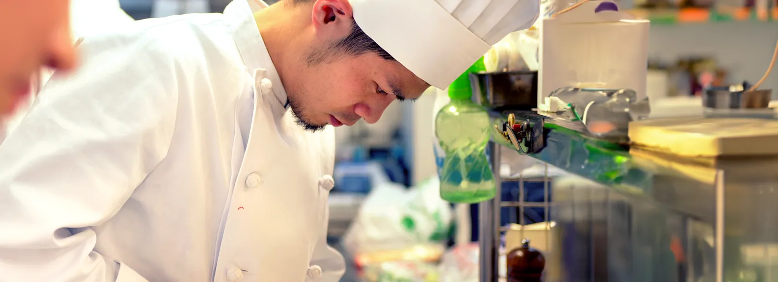 おもてなしHRのキービジュアル_2